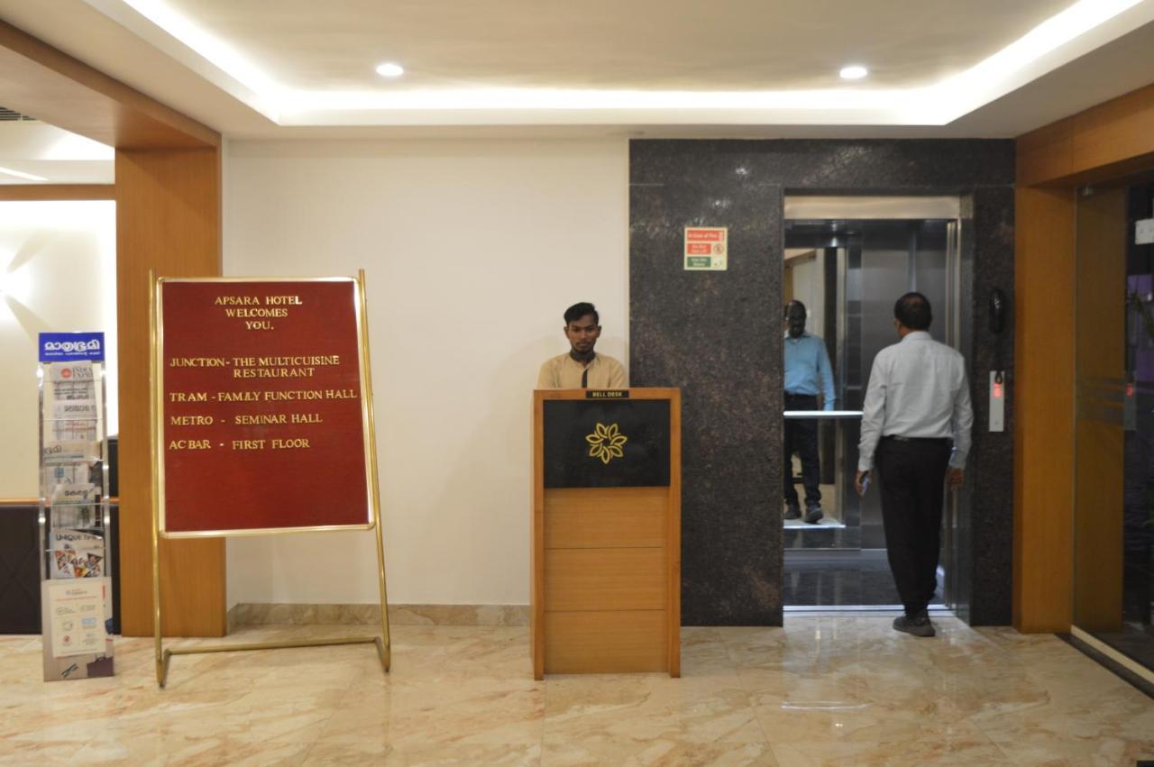 Hotel Apsara Shoranur Zewnętrze zdjęcie